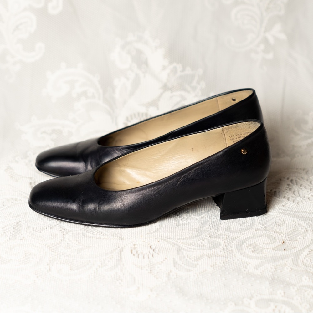 Nice 90s shoes